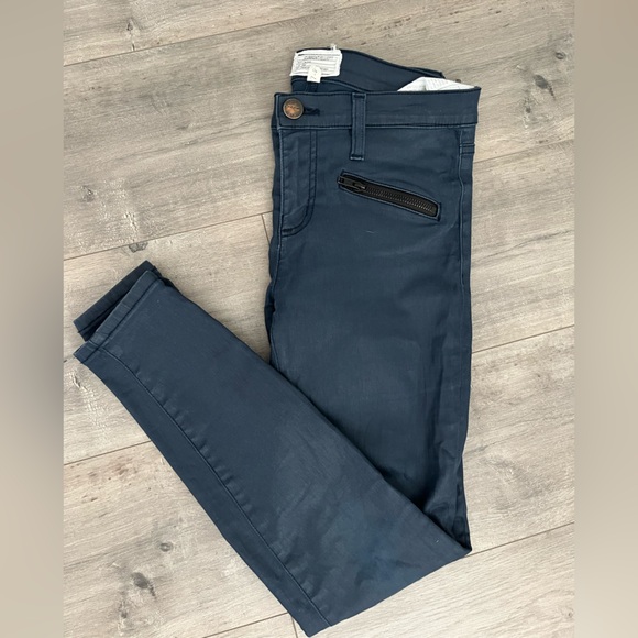 Current Elliott The Soho Zip Stiletto Pants - Picture 8 of 9